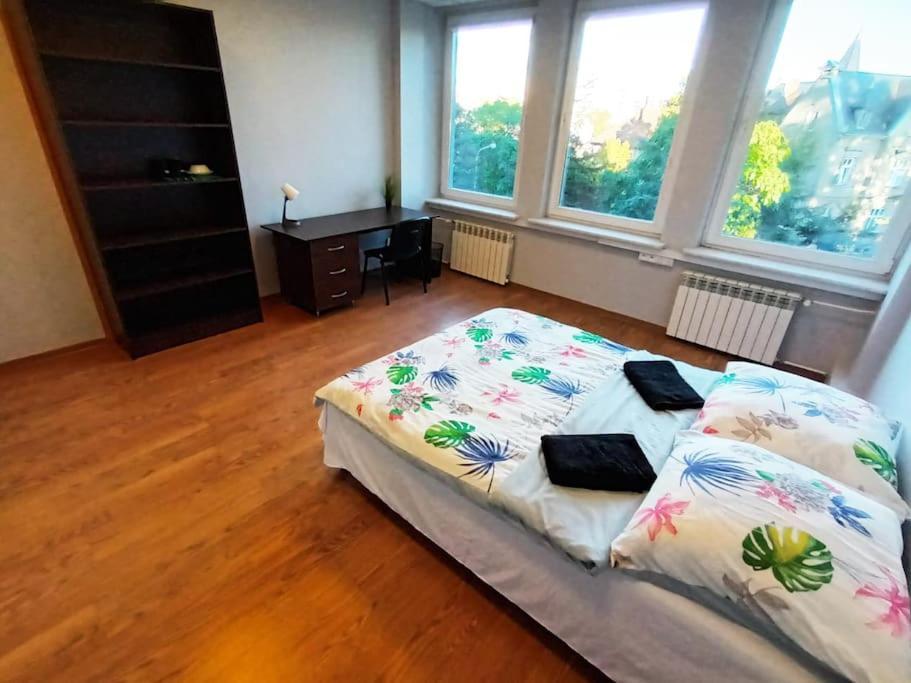 Fantastic Zg - S4 Pokoj 206 Zielona Gora  Luaran gambar